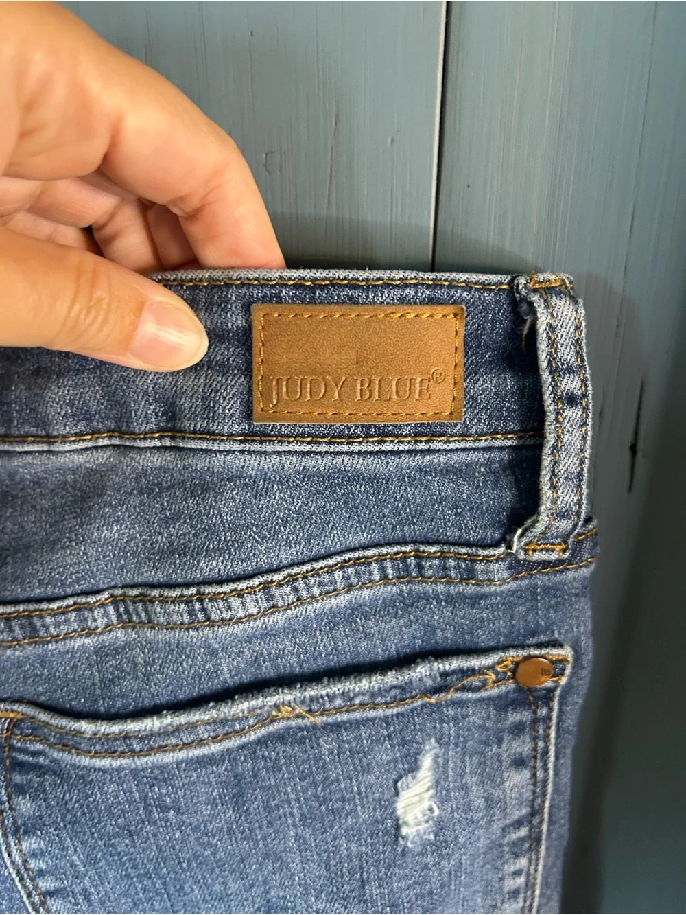 Judy Blue Women's Summer Distressed Denim Shorts - Blue | Size 13/31